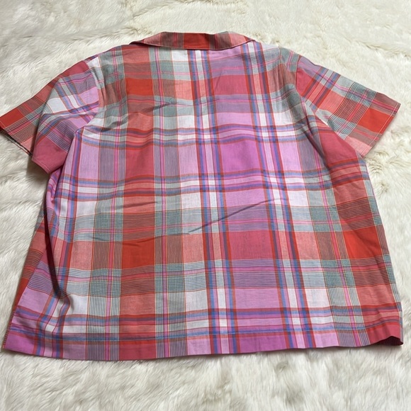 Love by GAP button up‎ top - Picture 3 of 3